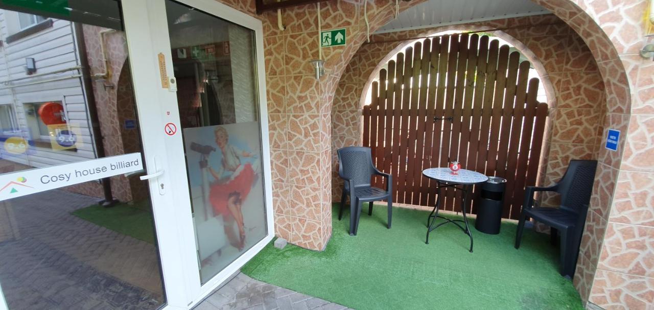קובנה Aparthotel 4 ,, Cosy House Billiard " - Sauna & Parking מראה חיצוני תמונה